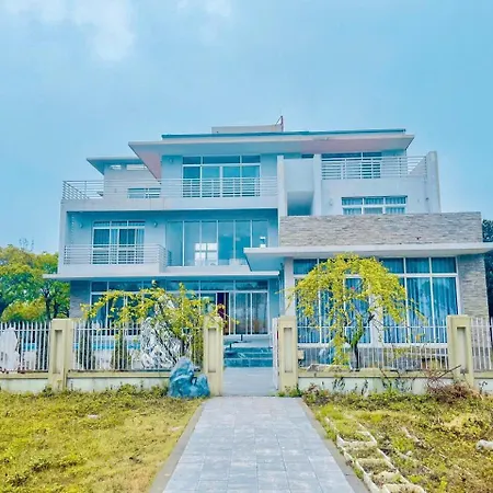 Can Villa 9 Ngu Mat Bien Tuan Chau - Rong Gan 1000M2- San Vuon - Be Boi - Bbq